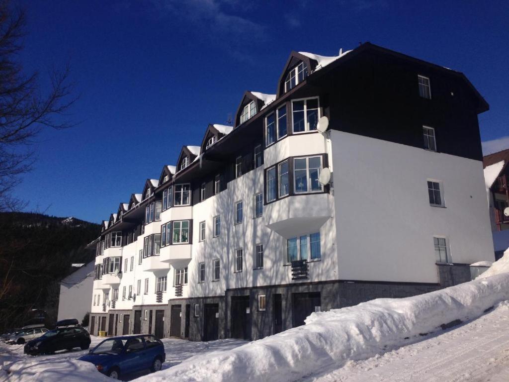 Apartments Monika Špindlerŭv Mlýn Εξωτερικό φωτογραφία