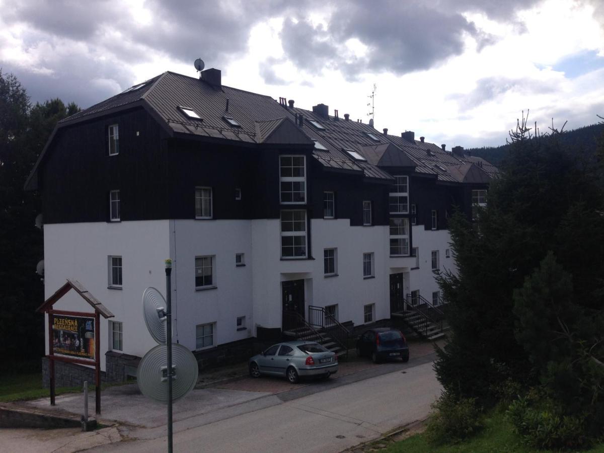 Apartments Monika Špindlerŭv Mlýn Εξωτερικό φωτογραφία
