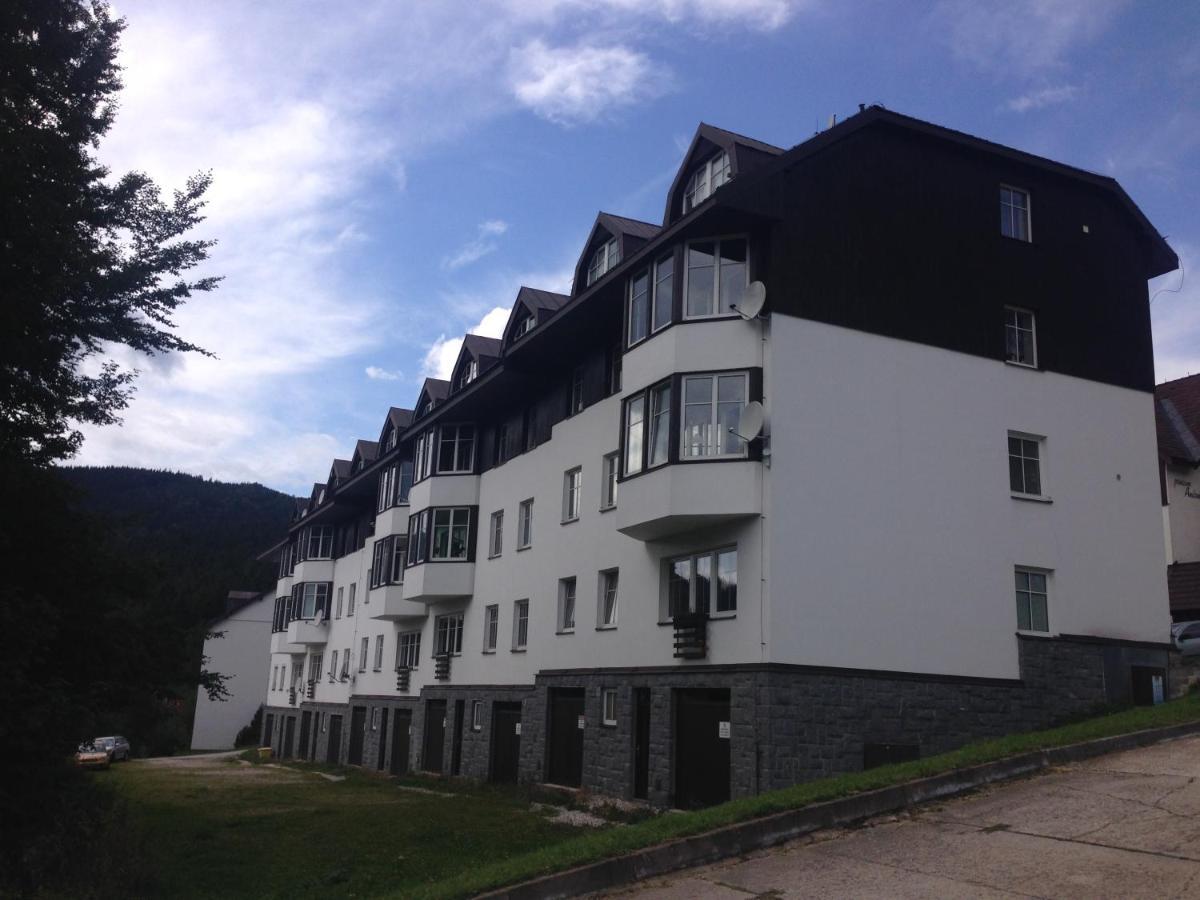 Apartments Monika Špindlerŭv Mlýn Εξωτερικό φωτογραφία